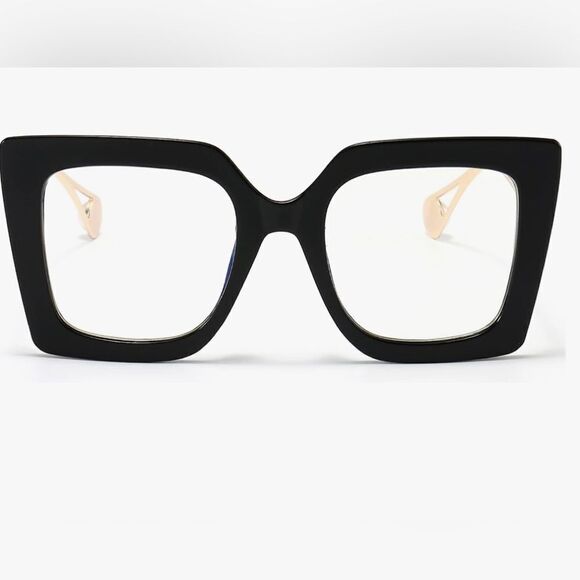 Oversized blue light glasses.  See all photos - Picture 2 of 10